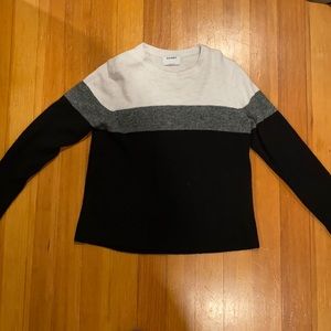 Old Navy sweater